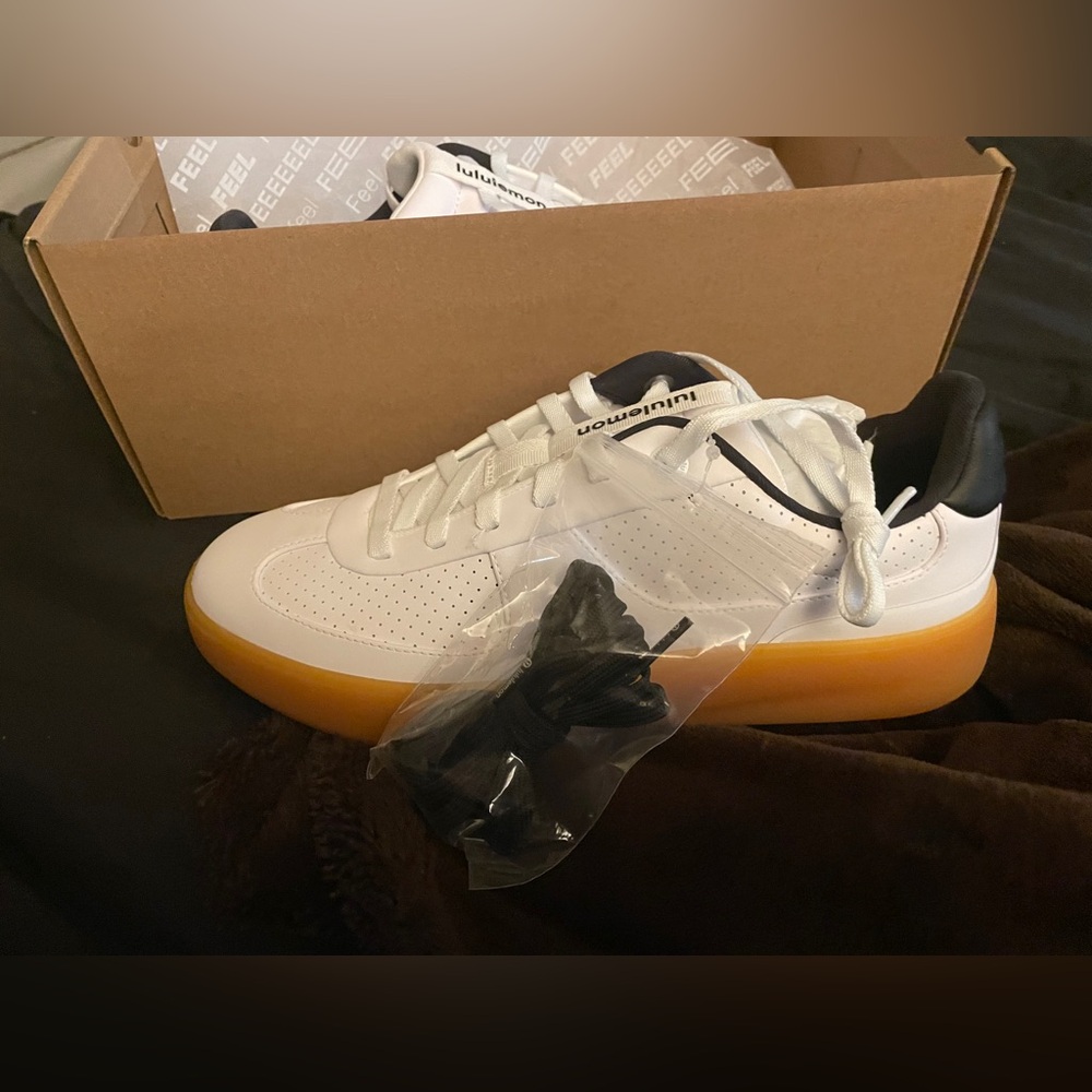 Men’s Lululemon White Leather Sneakers with Gum Sole